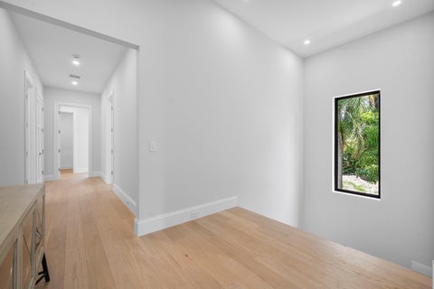 Tiny photo for 735 SE 4th Avenue, Delray Beach, FL 33483 (MLS # B26086991)