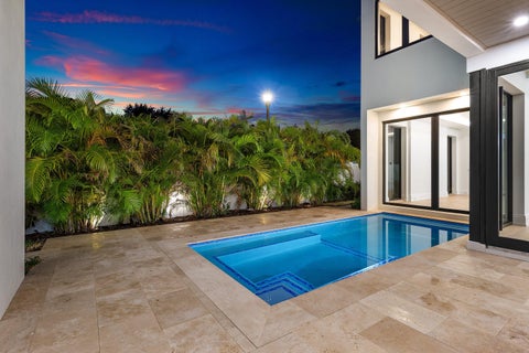 Tiny photo for 735 SE 4th Avenue, Delray Beach, FL 33483 (MLS # B26086991)