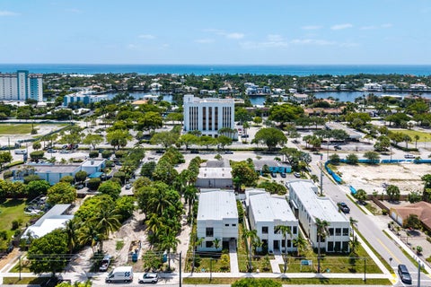 Tiny photo for 735 SE 4th Avenue, Delray Beach, FL 33483 (MLS # B26086991)