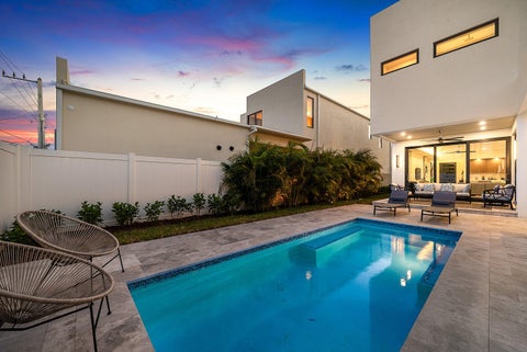 Tiny photo for 735 SE 4th Avenue, Delray Beach, FL 33483 (MLS # B26086991)