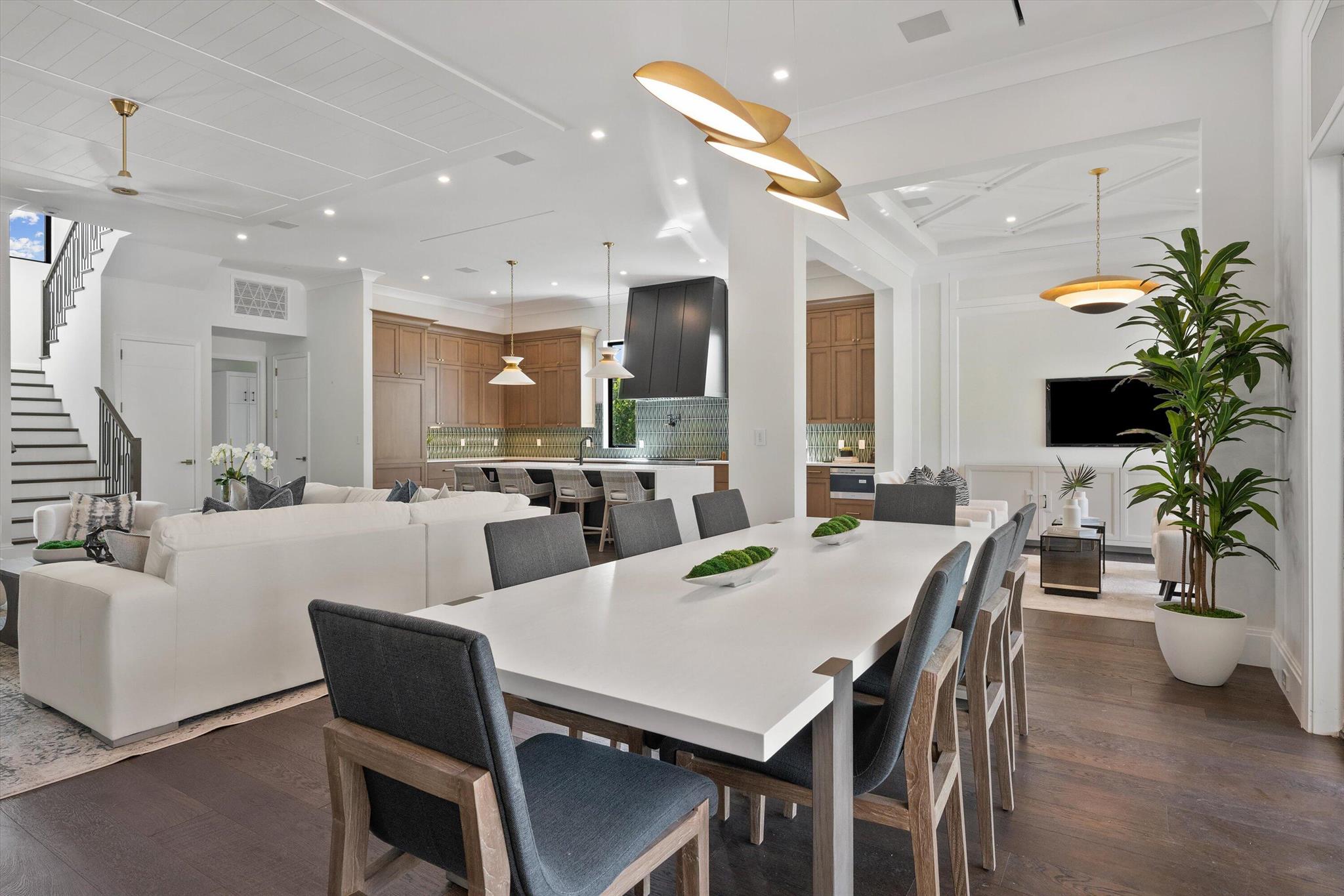 BLUE CYPRESS REPL AT PALM - Residential