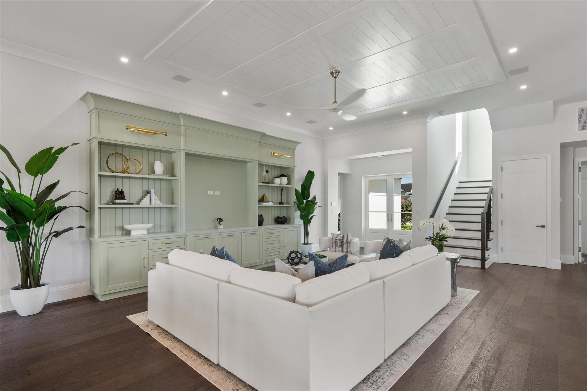 BLUE CYPRESS REPL AT PALM - Residential