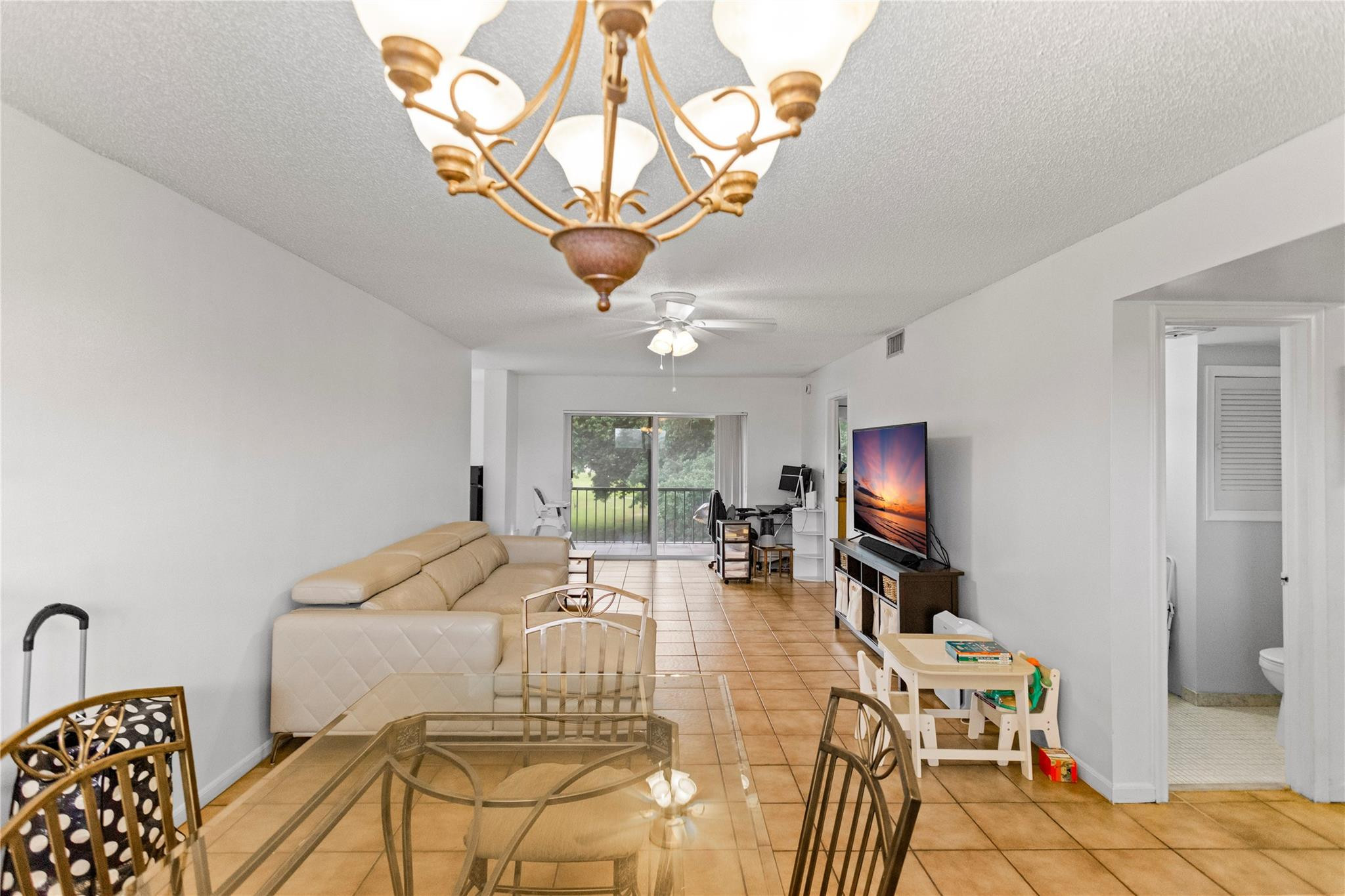 HOLLYBROOK GOLF AND TENNIS CLUB - Residential