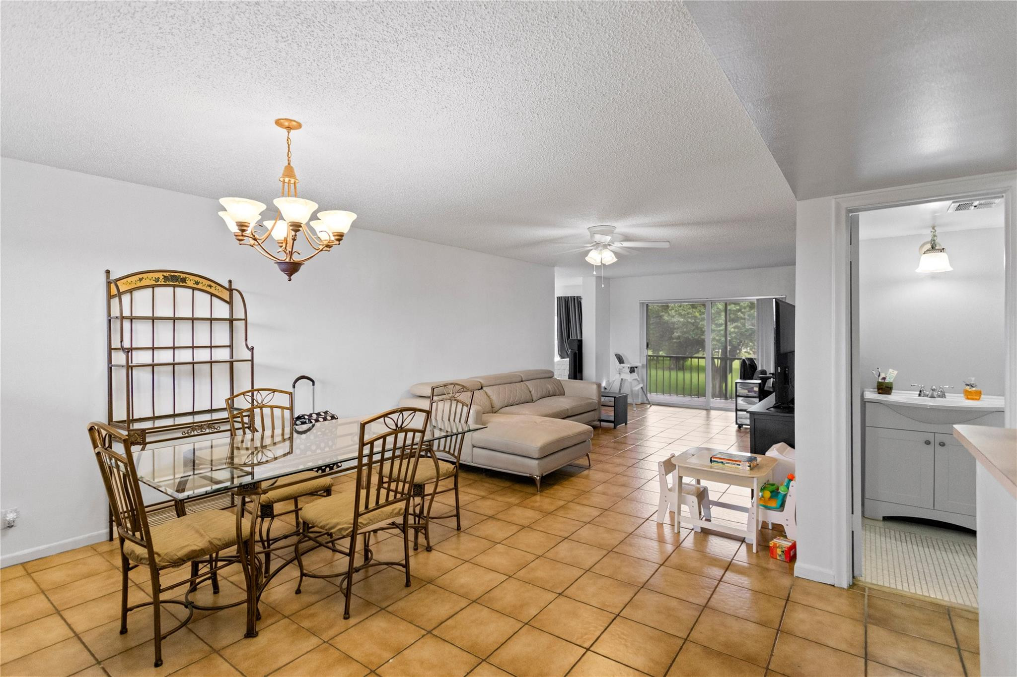 HOLLYBROOK GOLF AND TENNIS CLUB - Residential