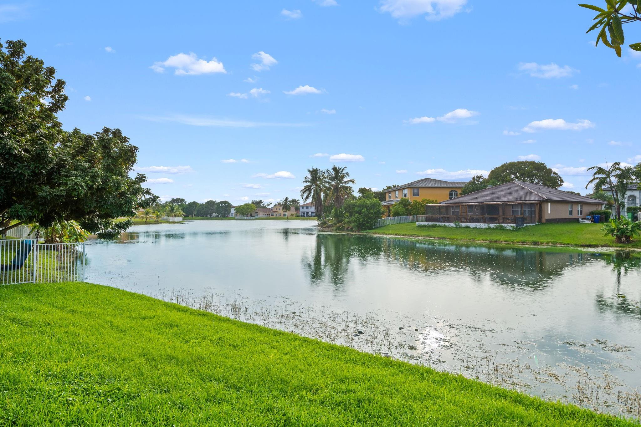 Tequesta Cove - Residential