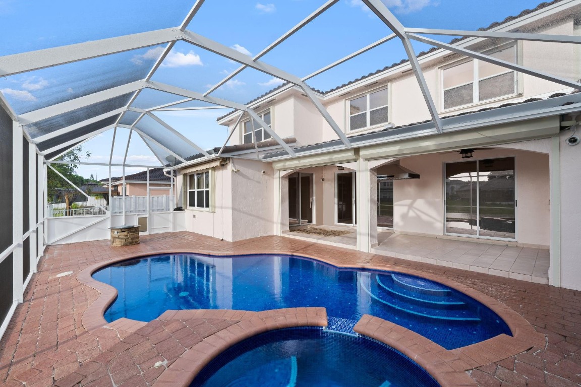 Tequesta Cove - Residential