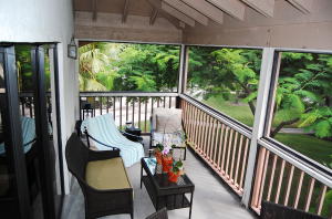 GOLF VILLAS - Residential