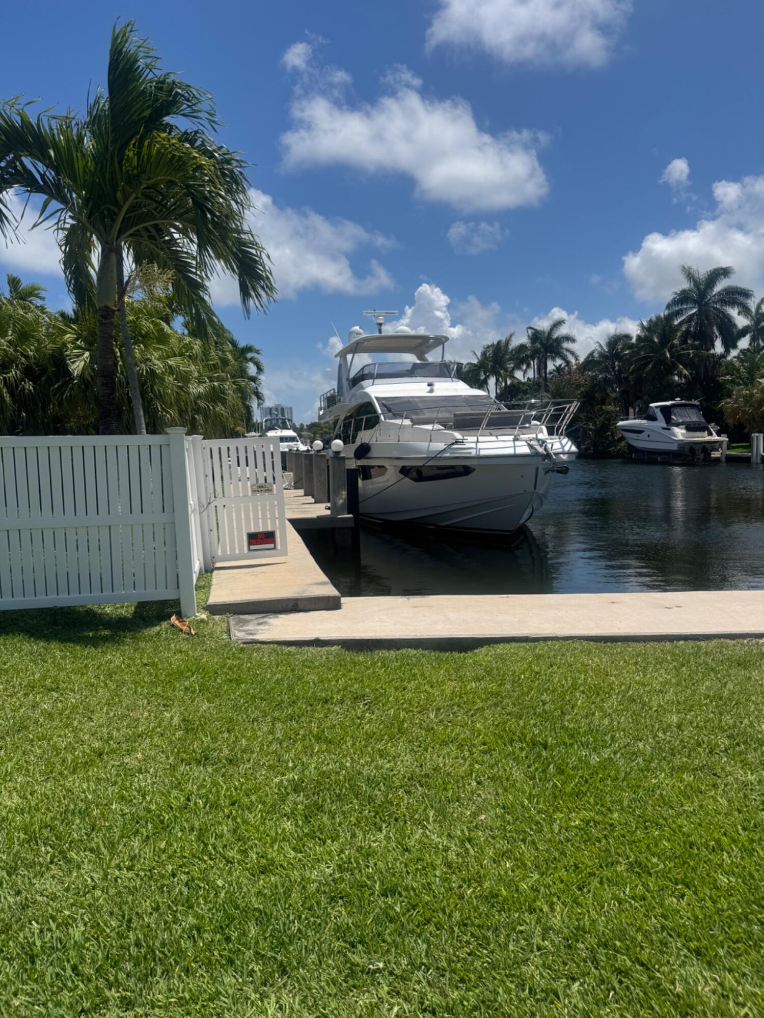 600 Hibiscus Drive
