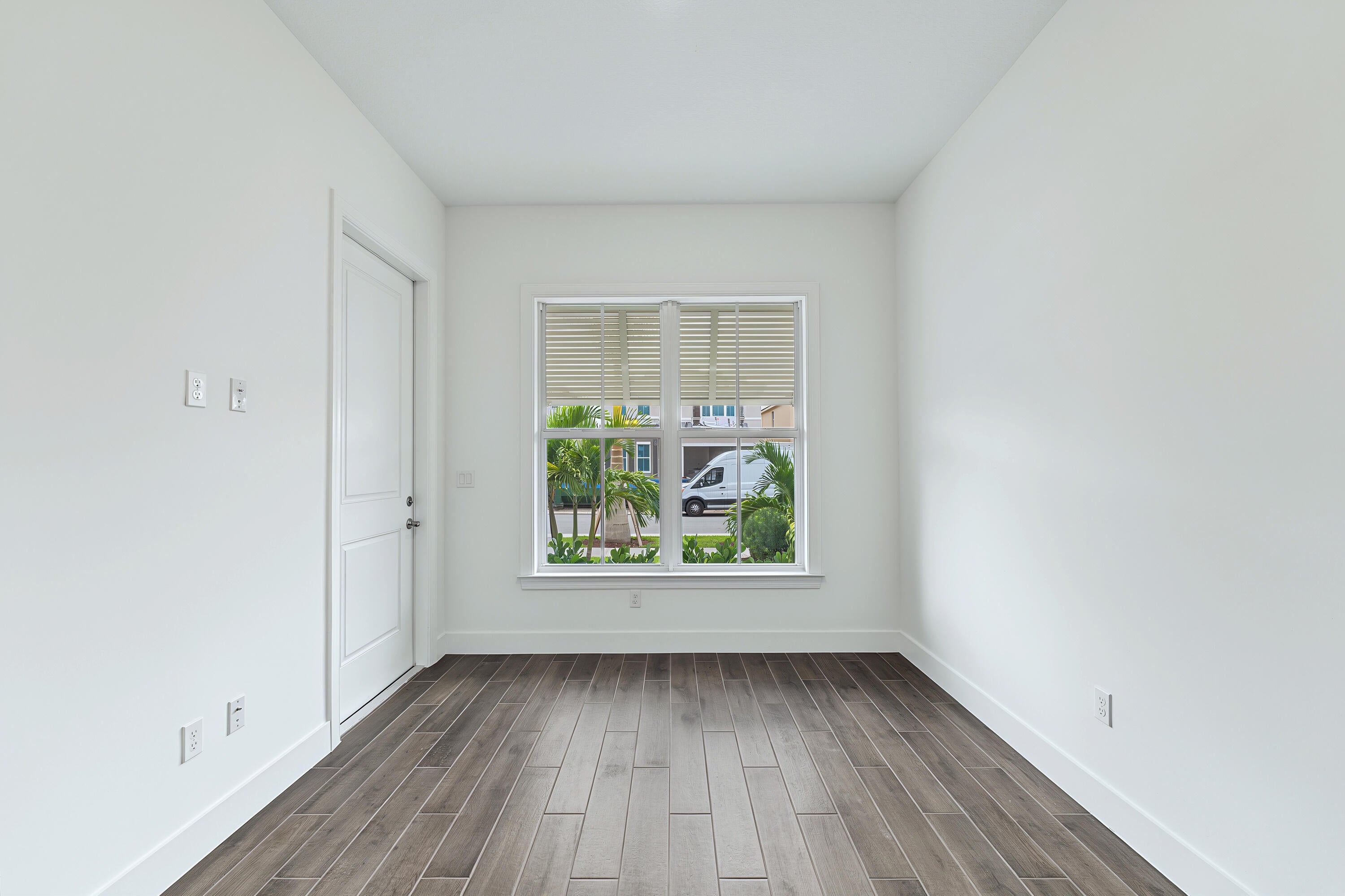 146 Parkside Way 12