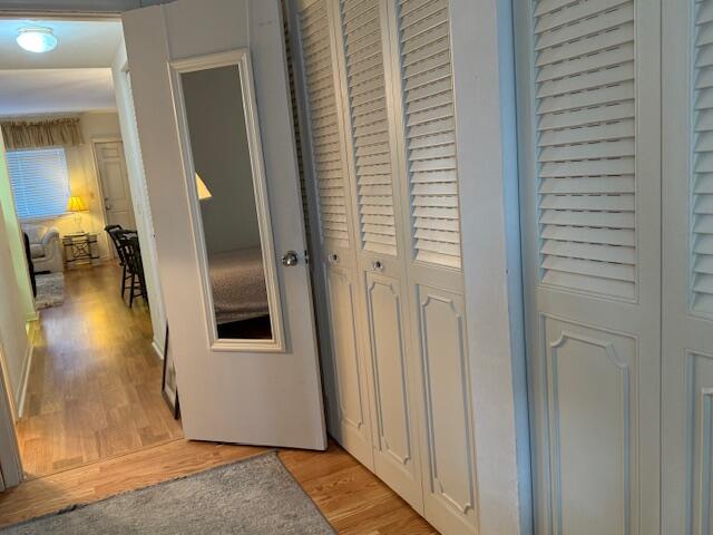 MURRY HILLS APT BLDG COND - Residential