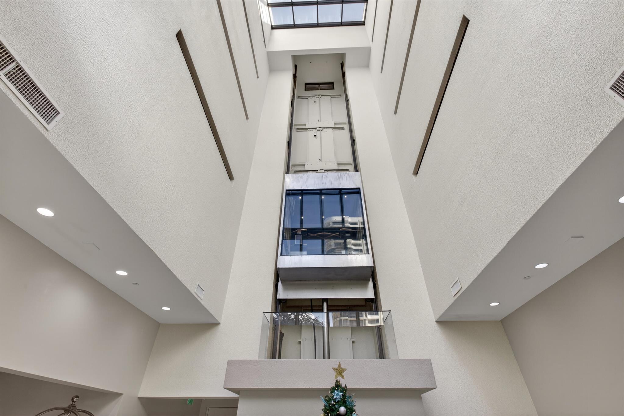 Martinique II Condo - Residential