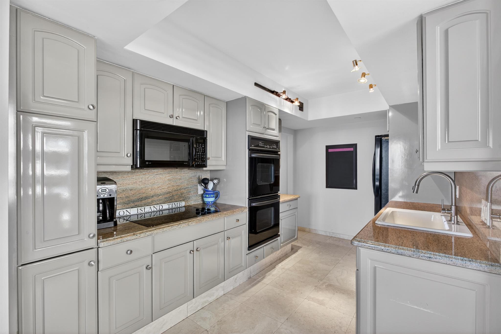 Martinique II Condo - Residential