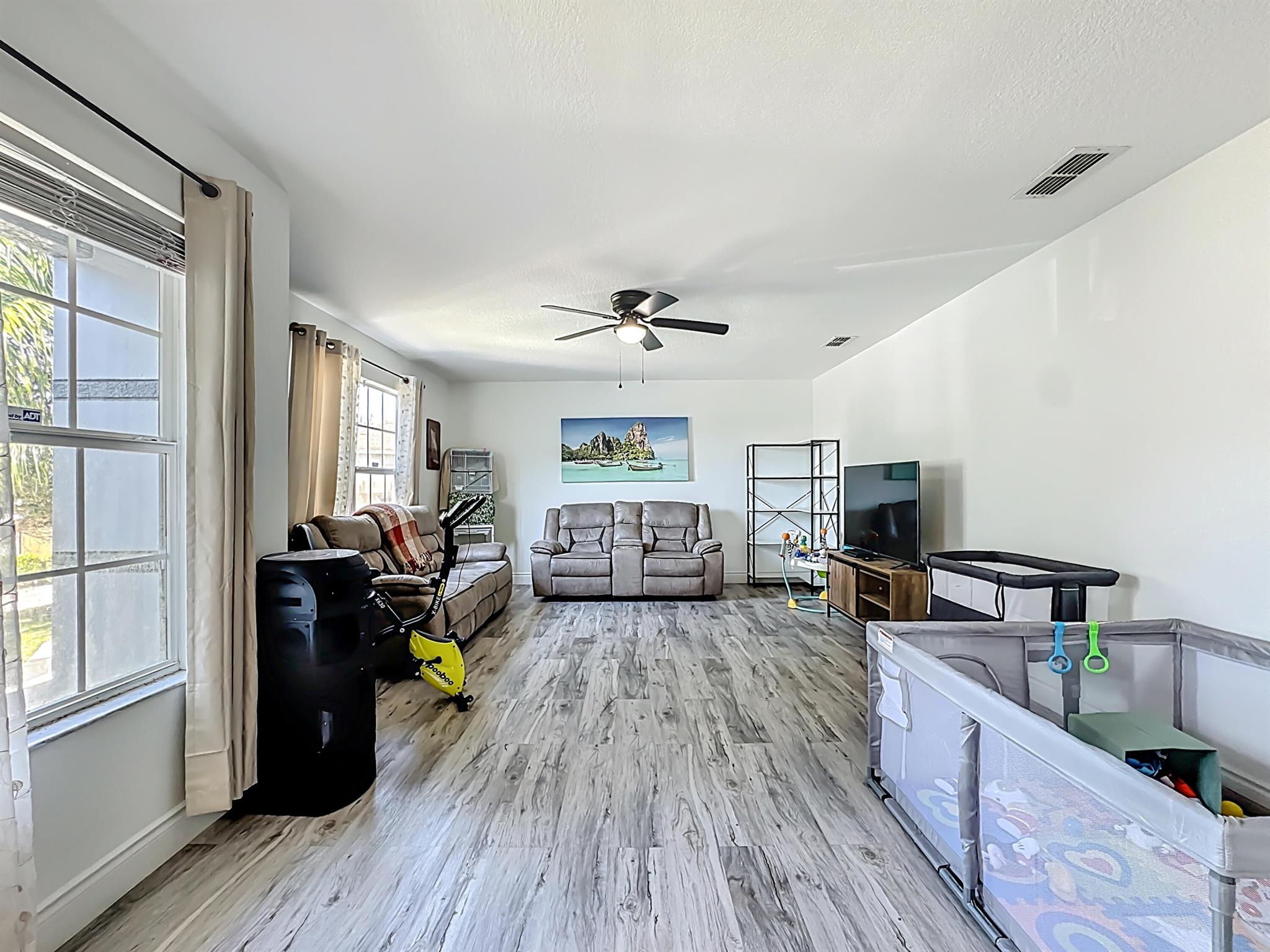 SOUTHMEADOW - Residential