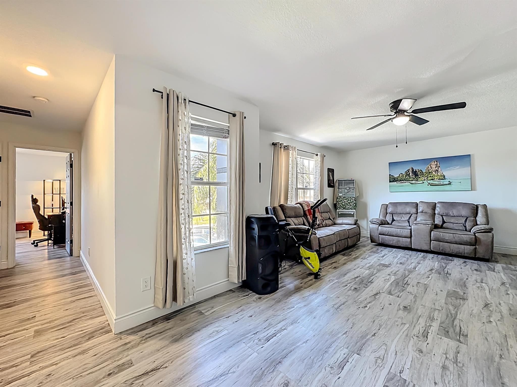 SOUTHMEADOW - Residential