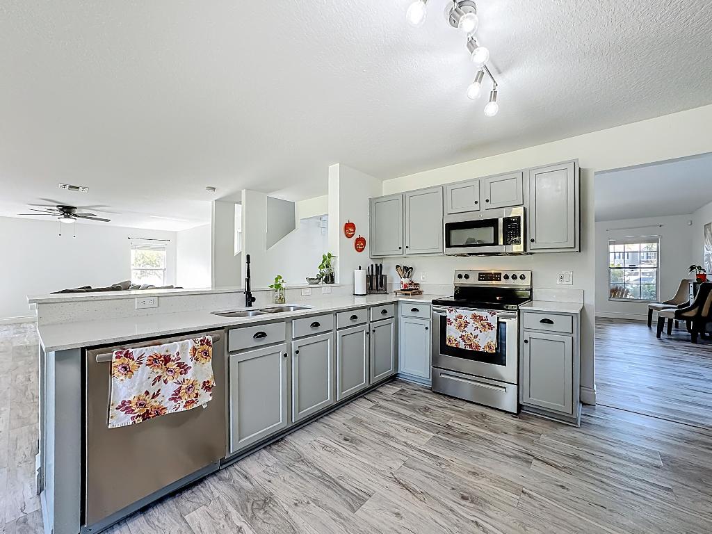 SOUTHMEADOW - Residential