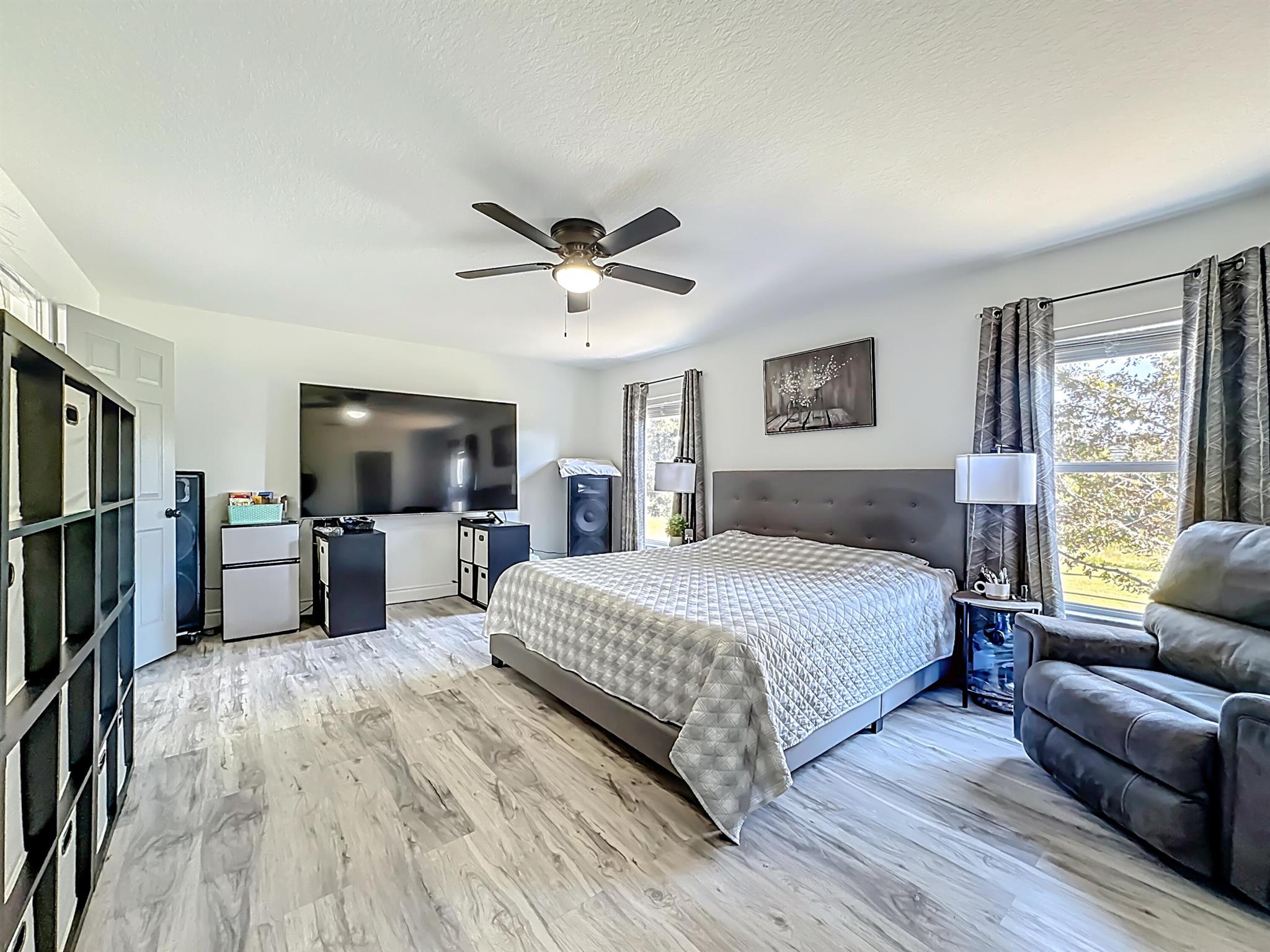 SOUTHMEADOW - Residential