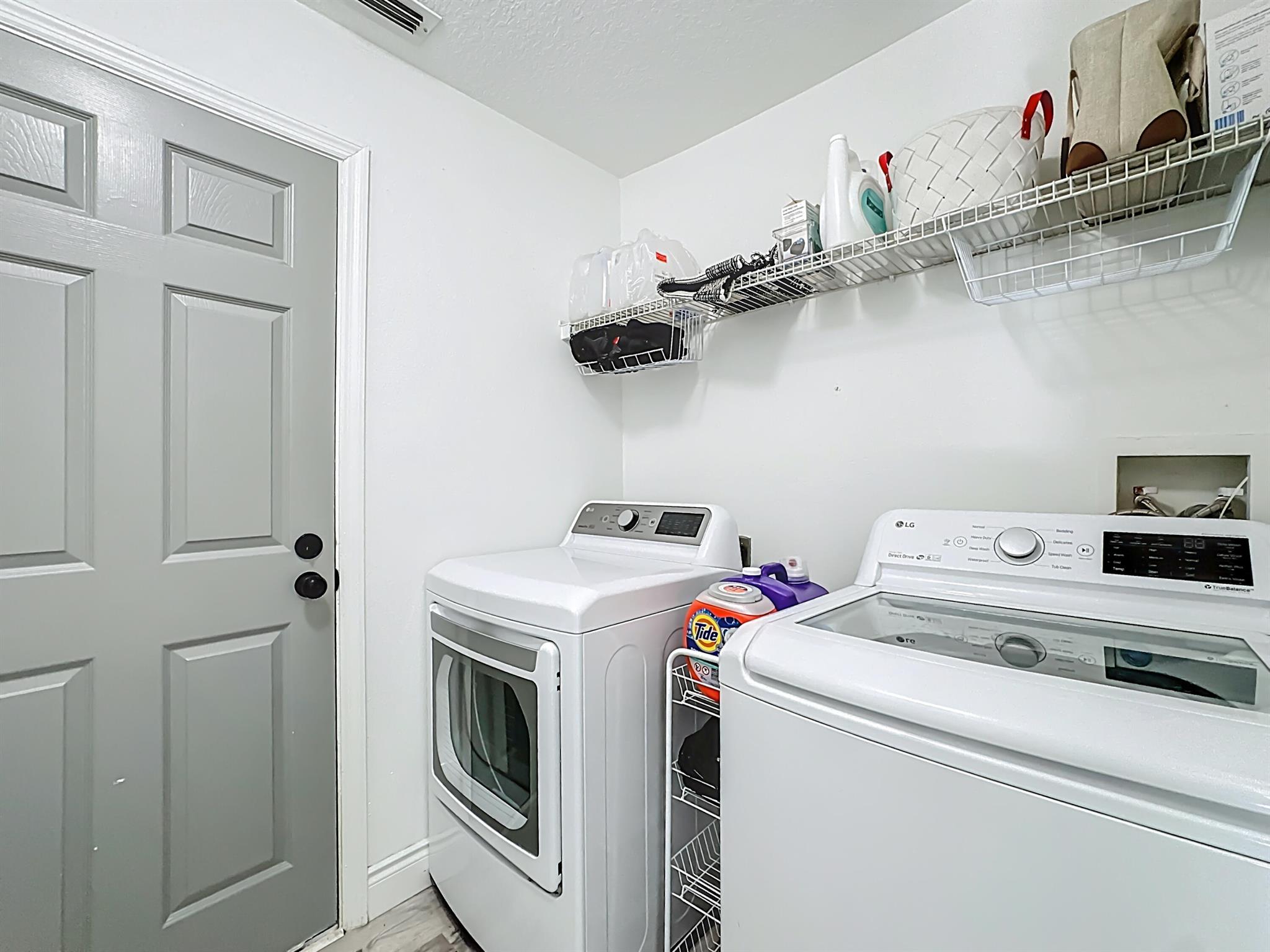 SOUTHMEADOW - Residential