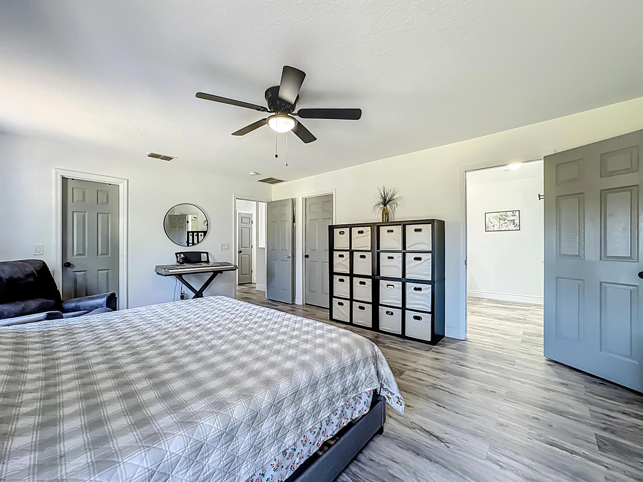 SOUTHMEADOW - Residential