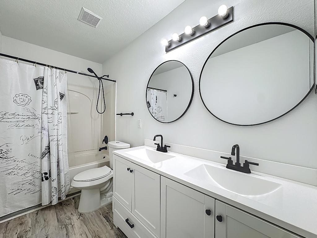 SOUTHMEADOW - Residential