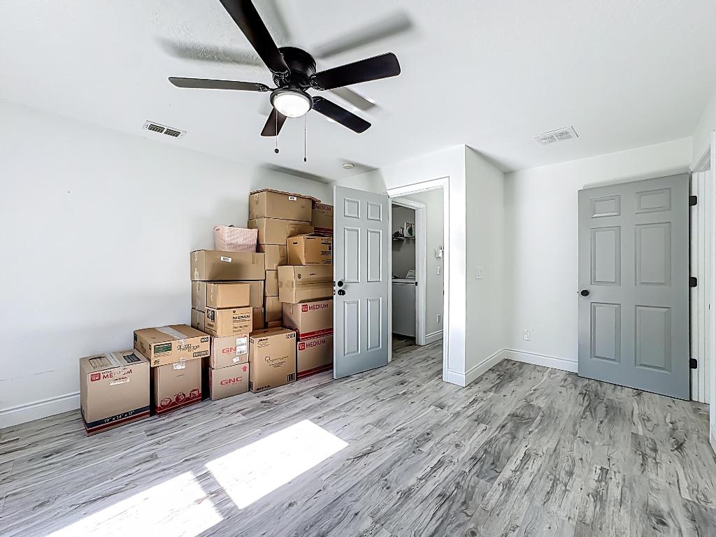 SOUTHMEADOW - Residential