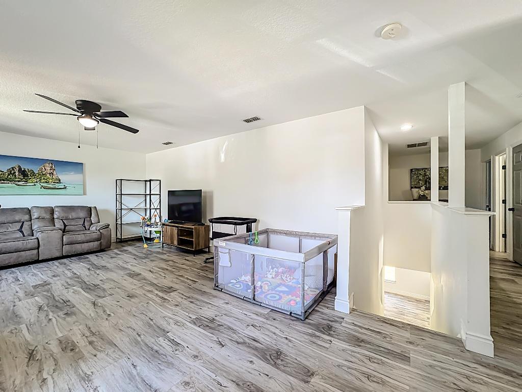 SOUTHMEADOW - Residential