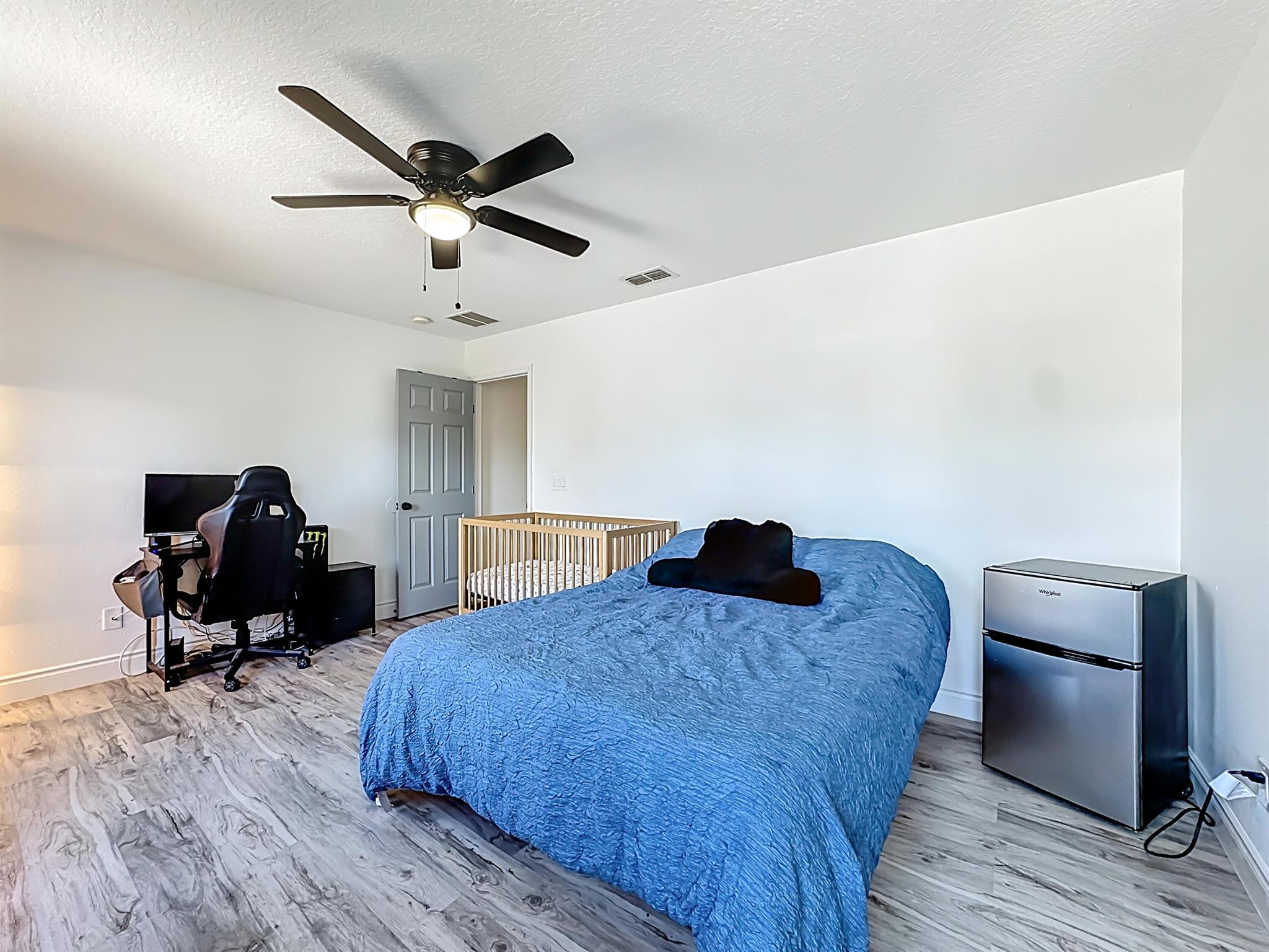 SOUTHMEADOW - Residential