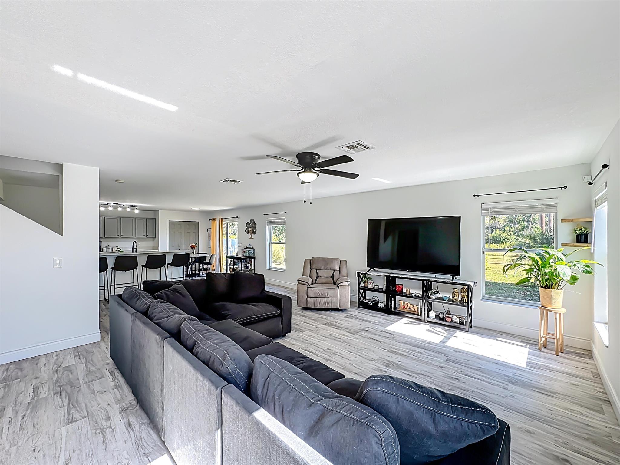 SOUTHMEADOW - Residential