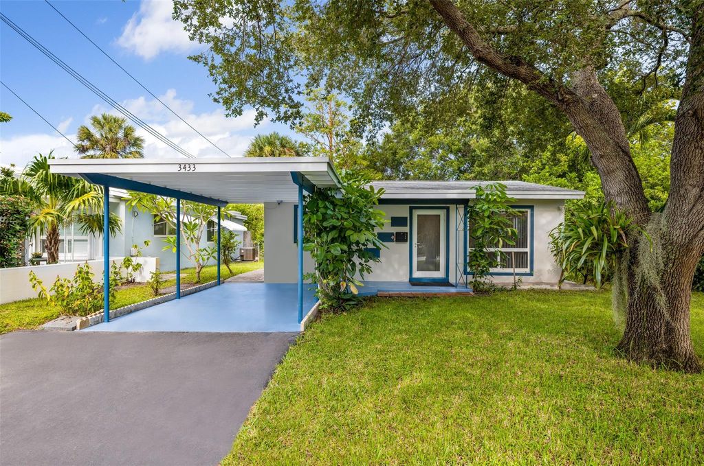 Photo of 3433 NE 13th Avenue, Oakland Park, FL 33334 (MLS # F10518751)