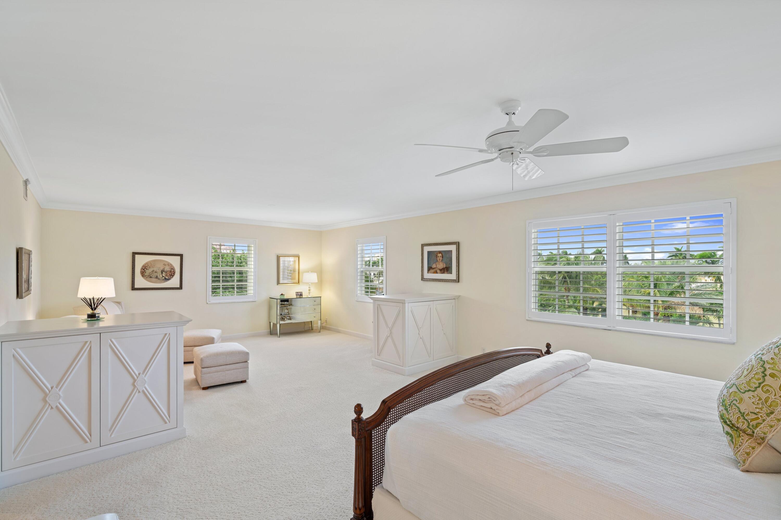 THREE THIRTY COCOANUT ROW CONDO - Residential