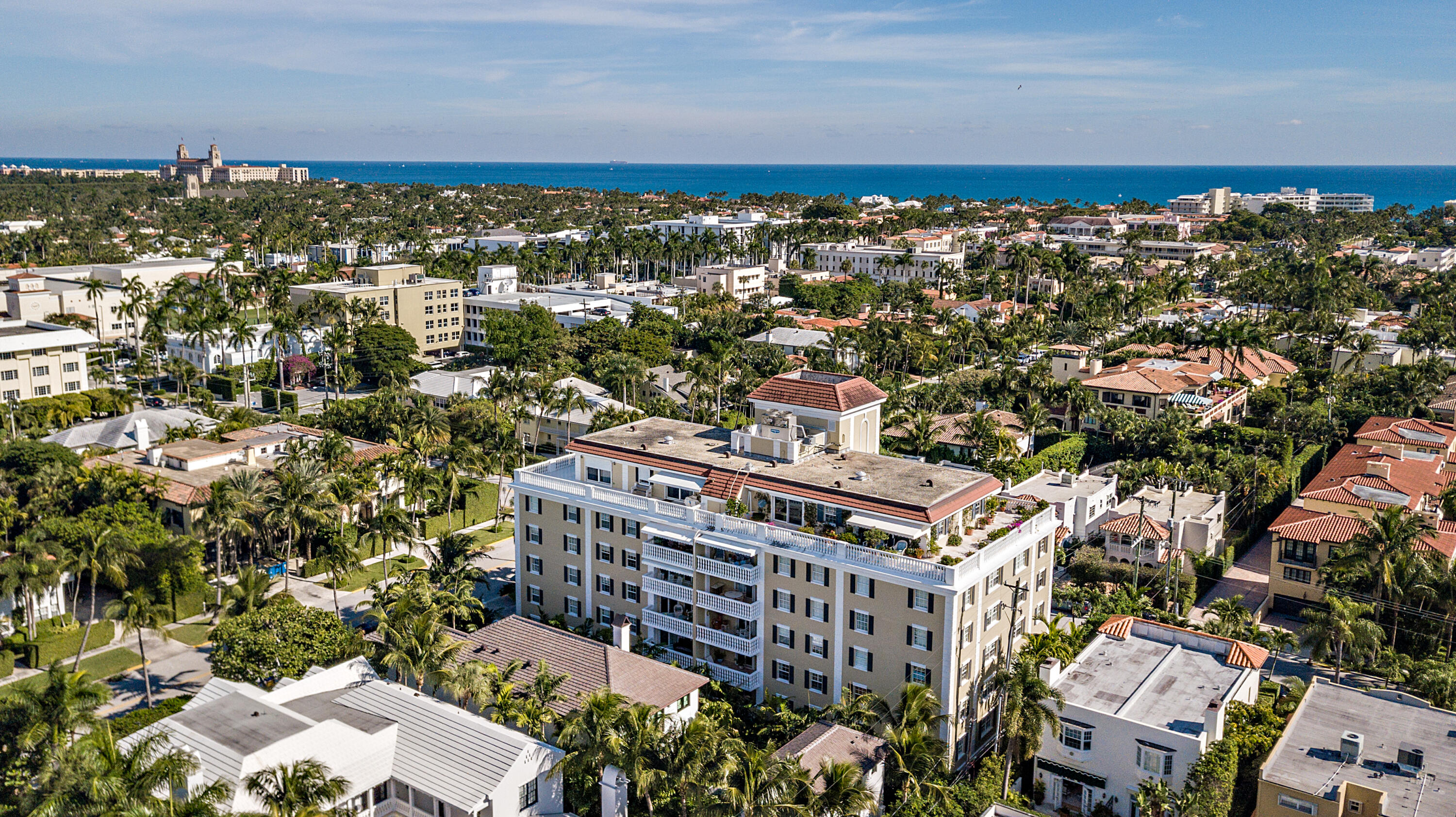 THREE THIRTY COCOANUT ROW CONDO - Residential