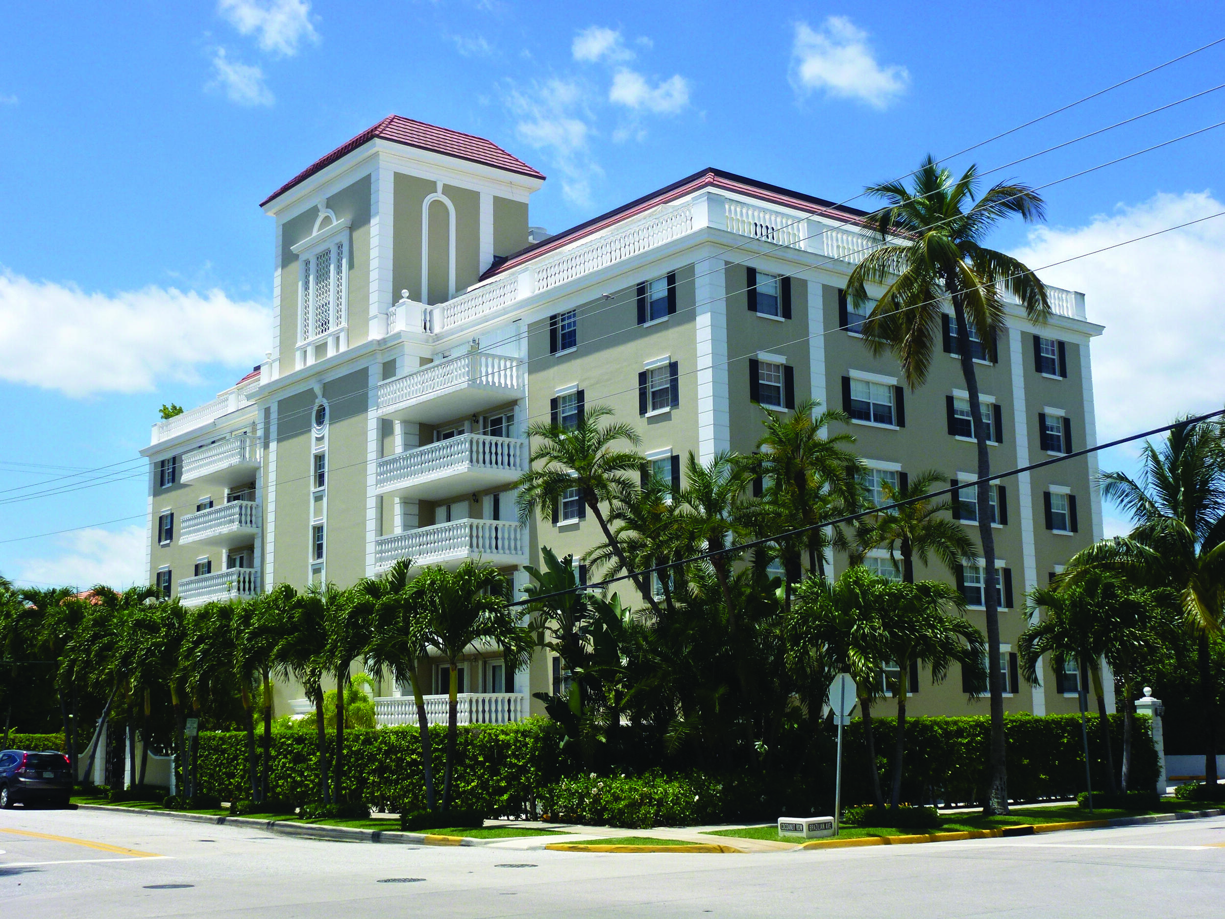 THREE THIRTY COCOANUT ROW CONDO - Residential