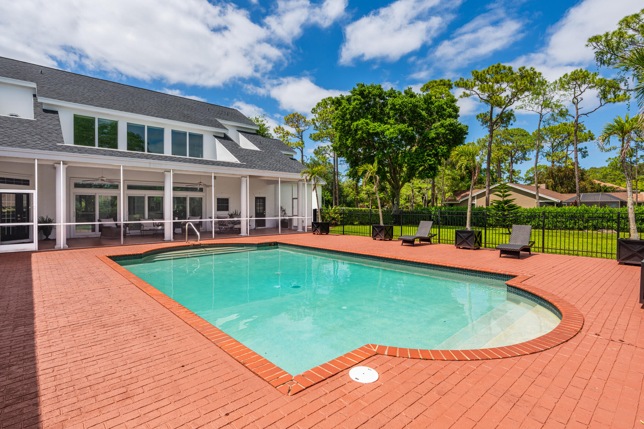 PADDOCK PARK 1 OF WELLINGTON - Residential