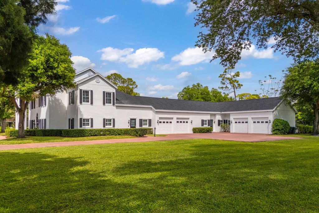 Photo of 14990 Horseshoe Trace, Wellington, FL 33414 (MLS # B26016818)