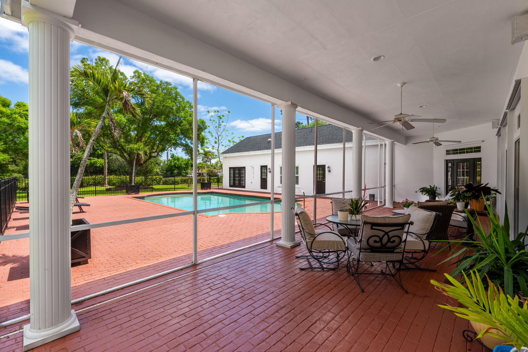 PADDOCK PARK 1 OF WELLINGTON - Residential