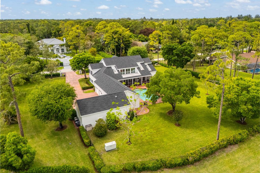 Photo of 14990 Horseshoe Trace, Wellington, FL 33414 (MLS # B26016818)