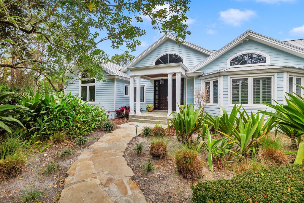 Photo of 14851 Wind River Drive, Palm Beach Gardens, FL 33418 (MLS # R10980440)