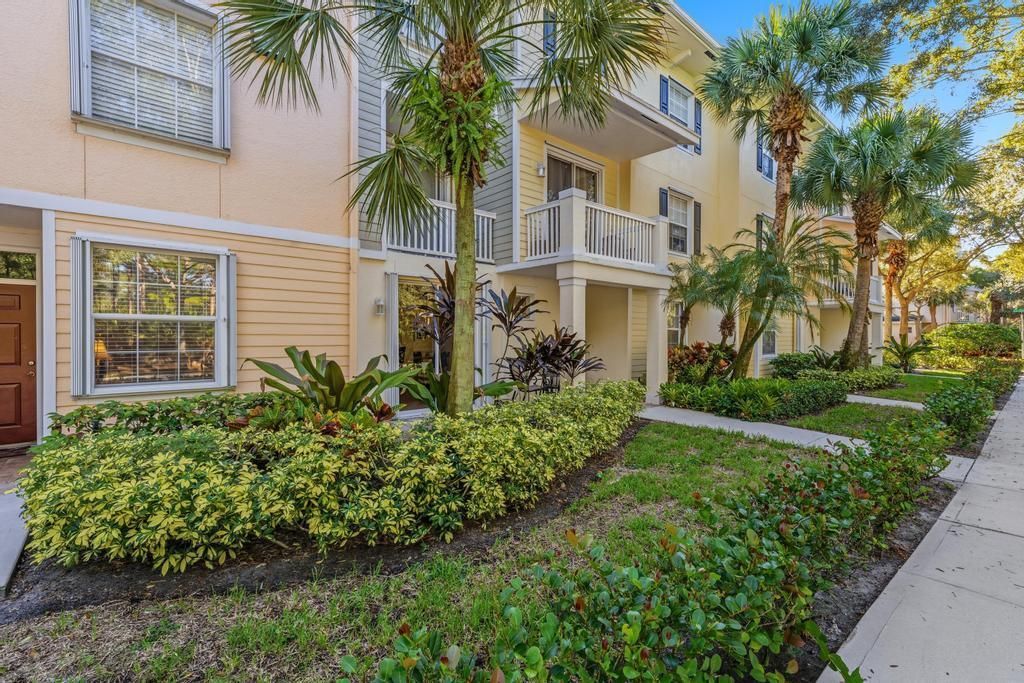Photo of 125 Galicia Way #102, Jupiter, FL 33458 (MLS # R11144267)