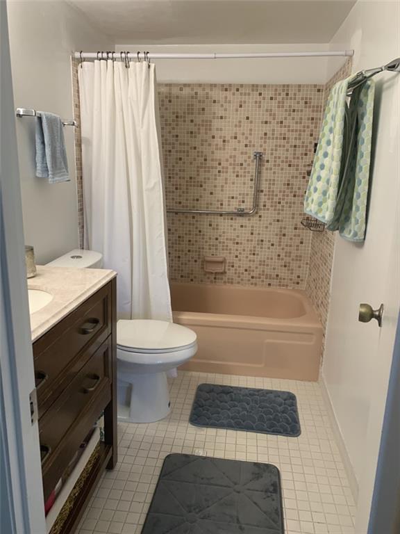 Oakbrook Village - Residential