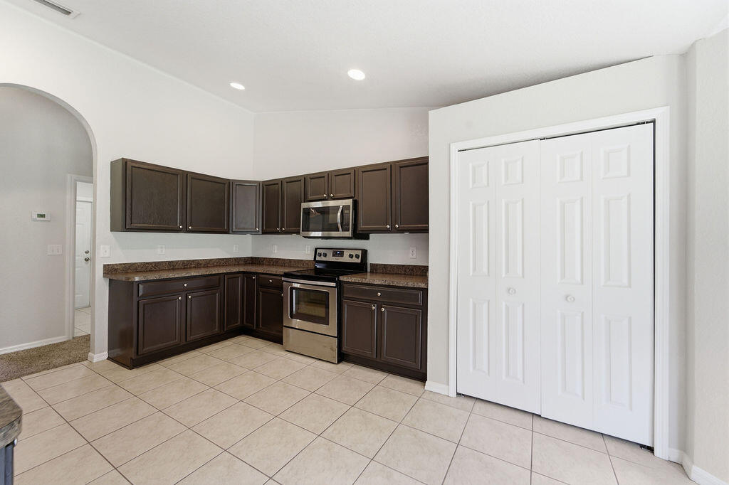 PORT ST LUCIE SECTION  22 - Residential