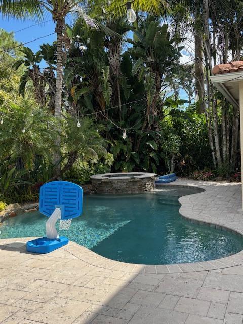 6133 SW Bald Eagle Drive