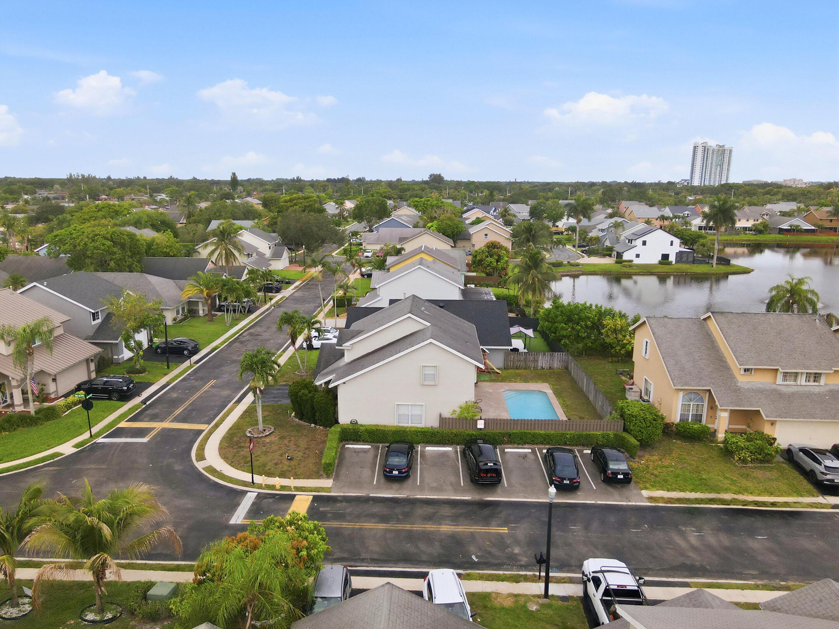 SAWGRASS ESTATES - Residential