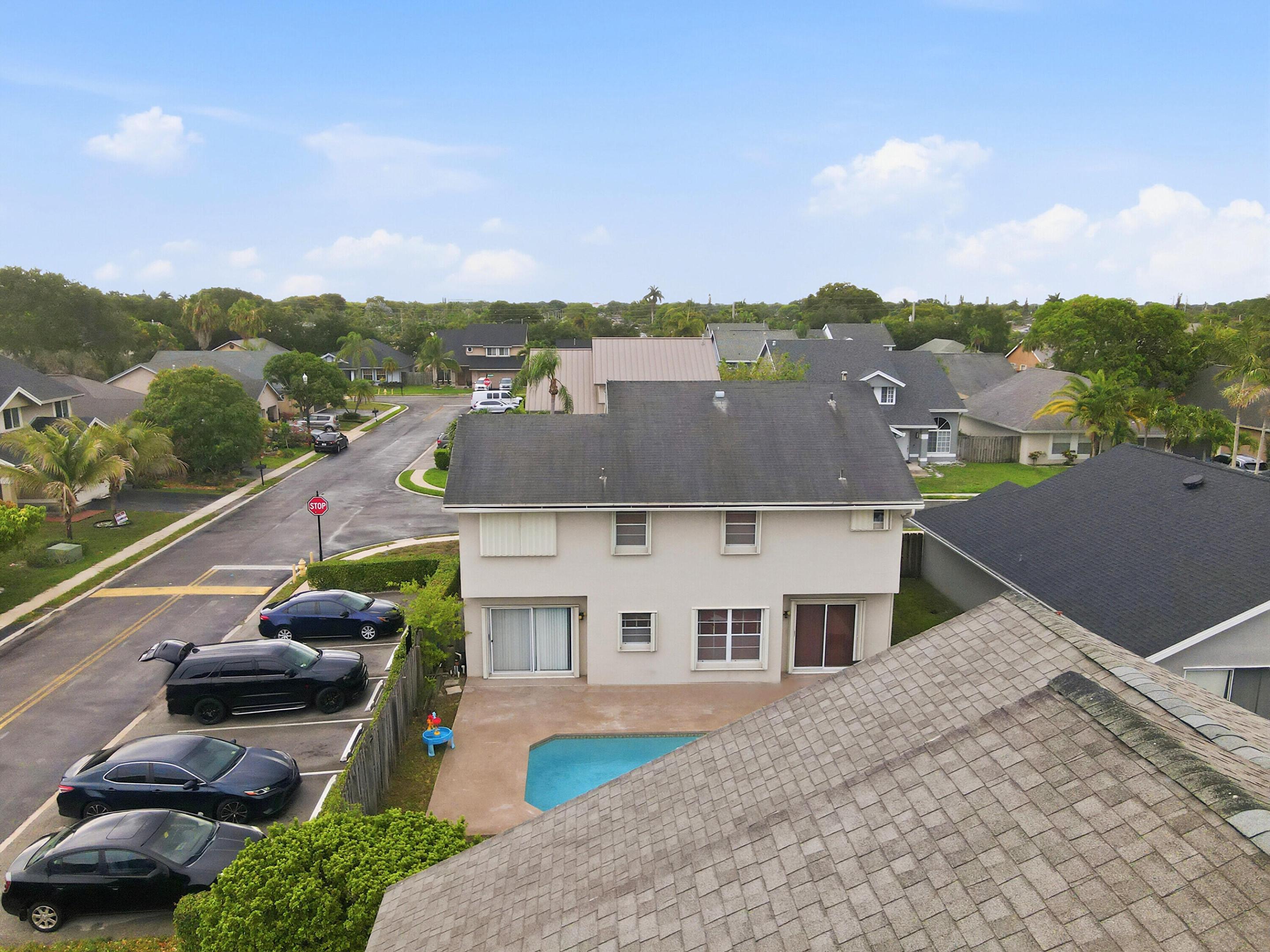 SAWGRASS ESTATES - Residential