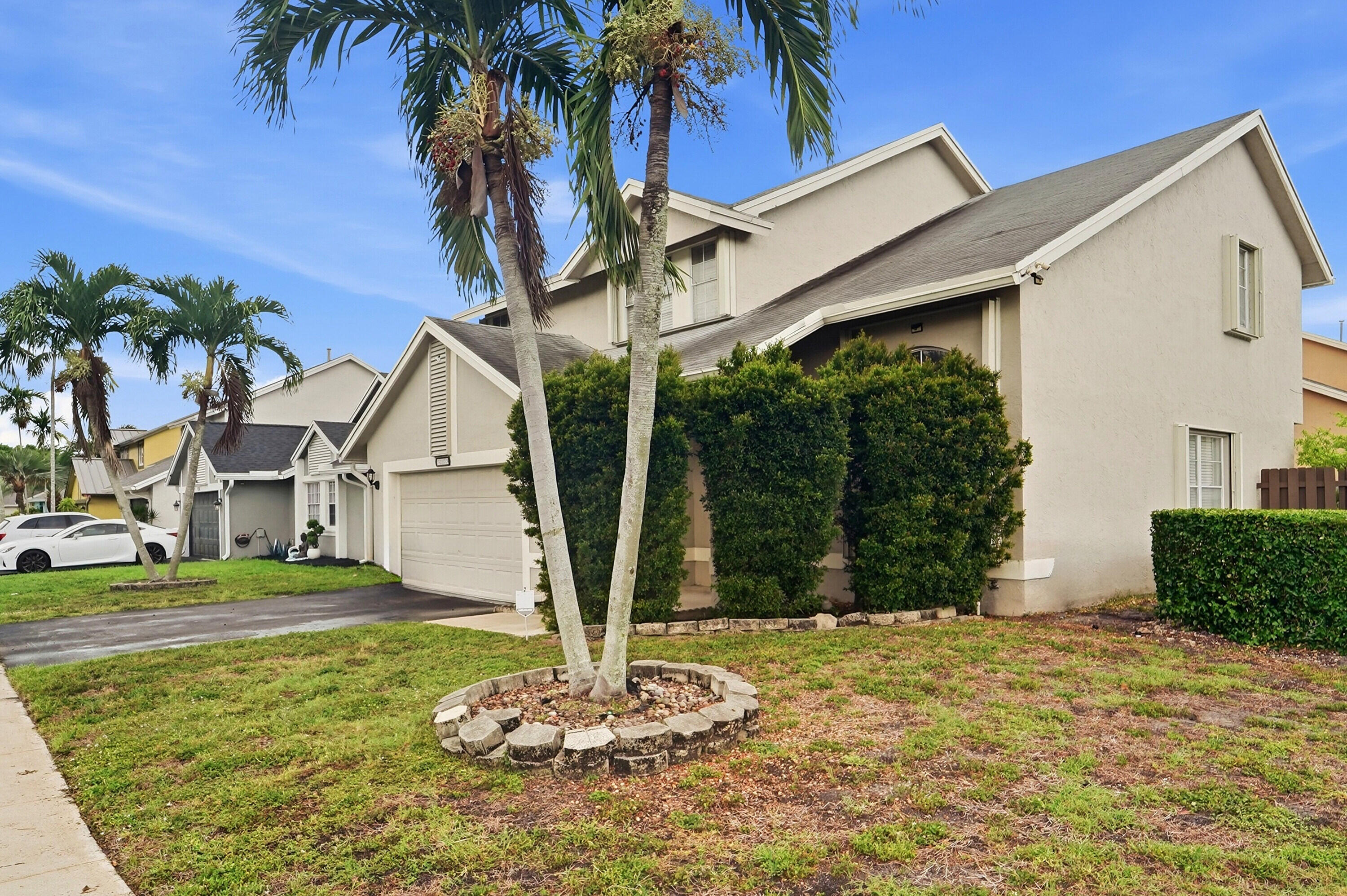 SAWGRASS ESTATES - Residential