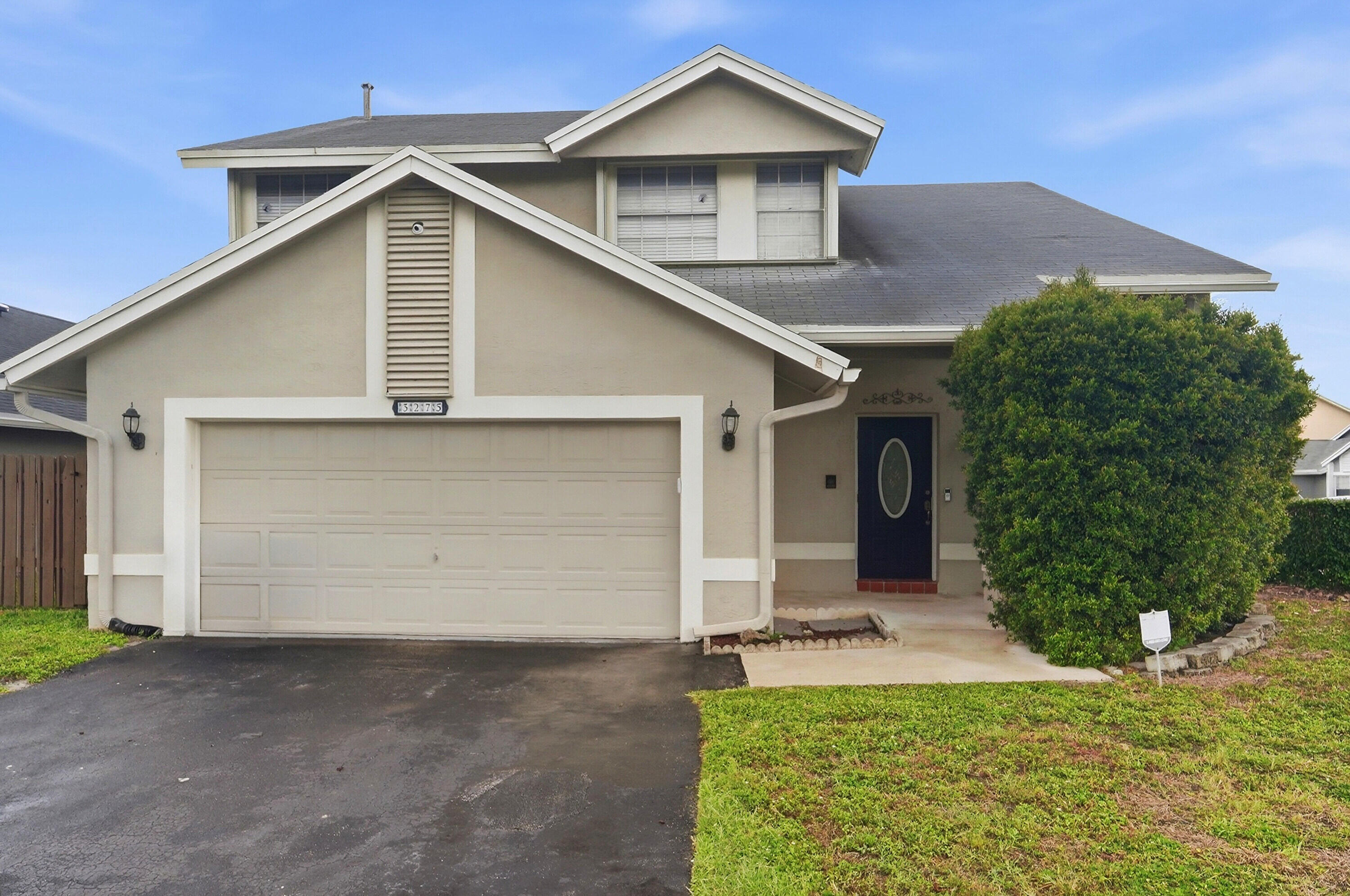 View photos, virtual tours, details... 3275 NW 122nd Avenue