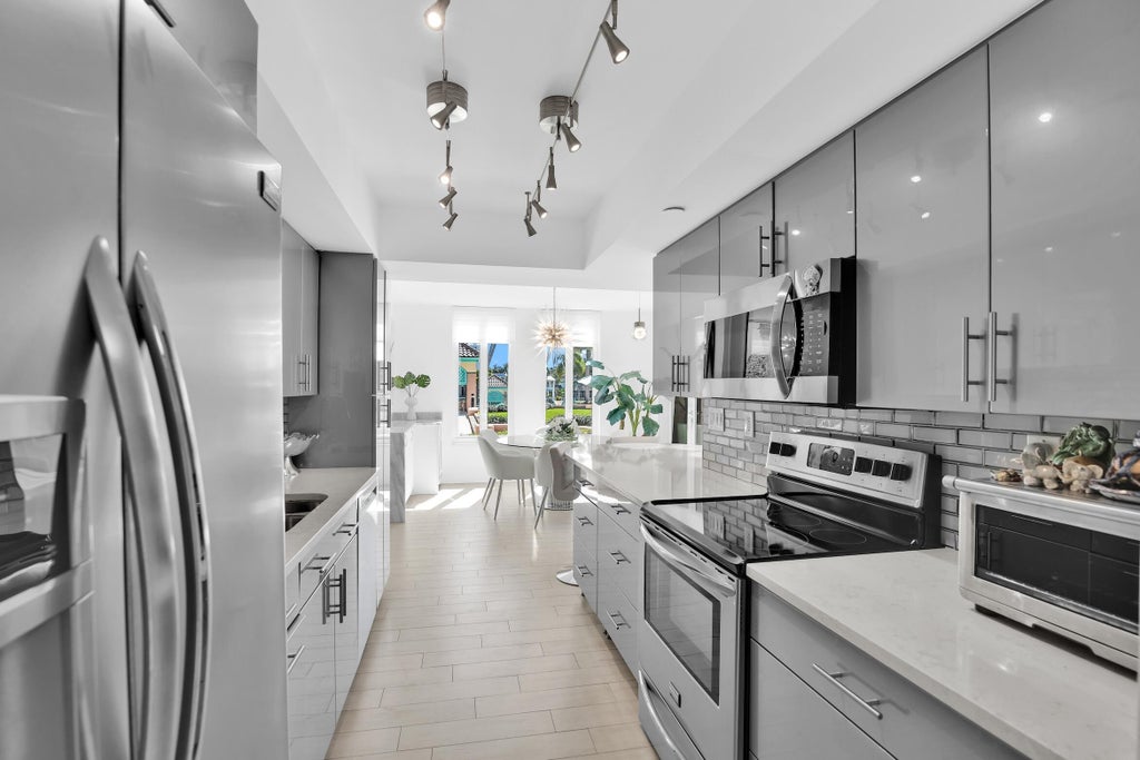 Photo of 120 SE 5th Avenue #235, Boca Raton, FL 33432 (MLS # B26072124)