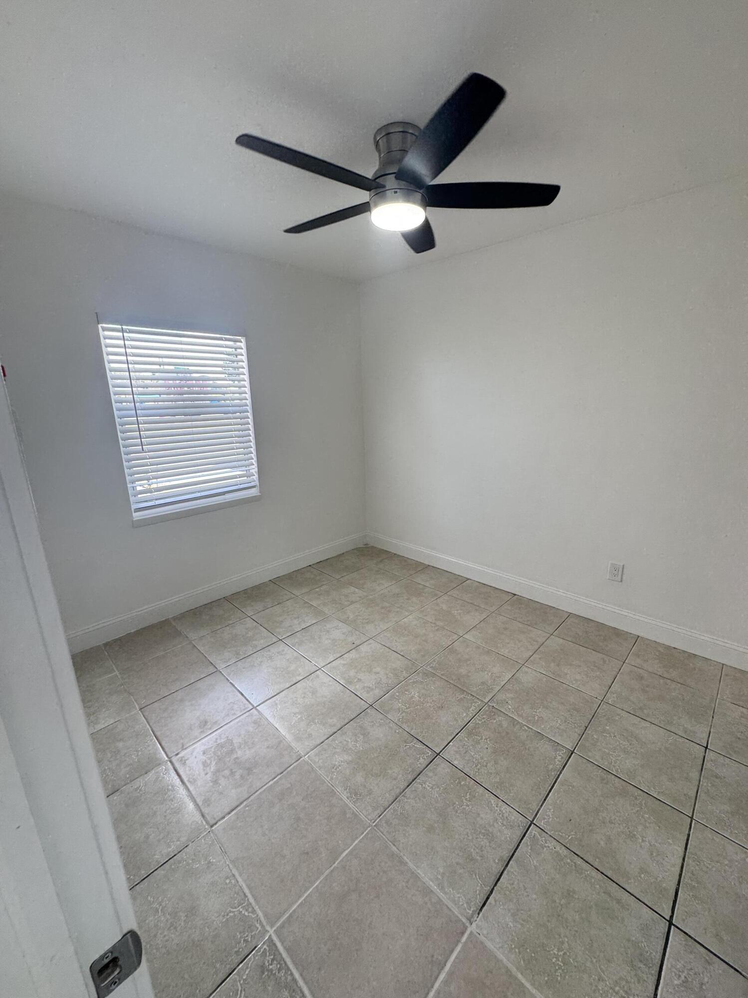 LAKE WORTH HEIGHTS - Residential Lease