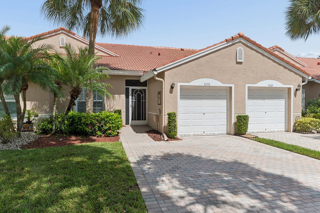 Photo of 5173 Toscana Trail, Boynton Beach, FL 33437 (MLS # B26077222)