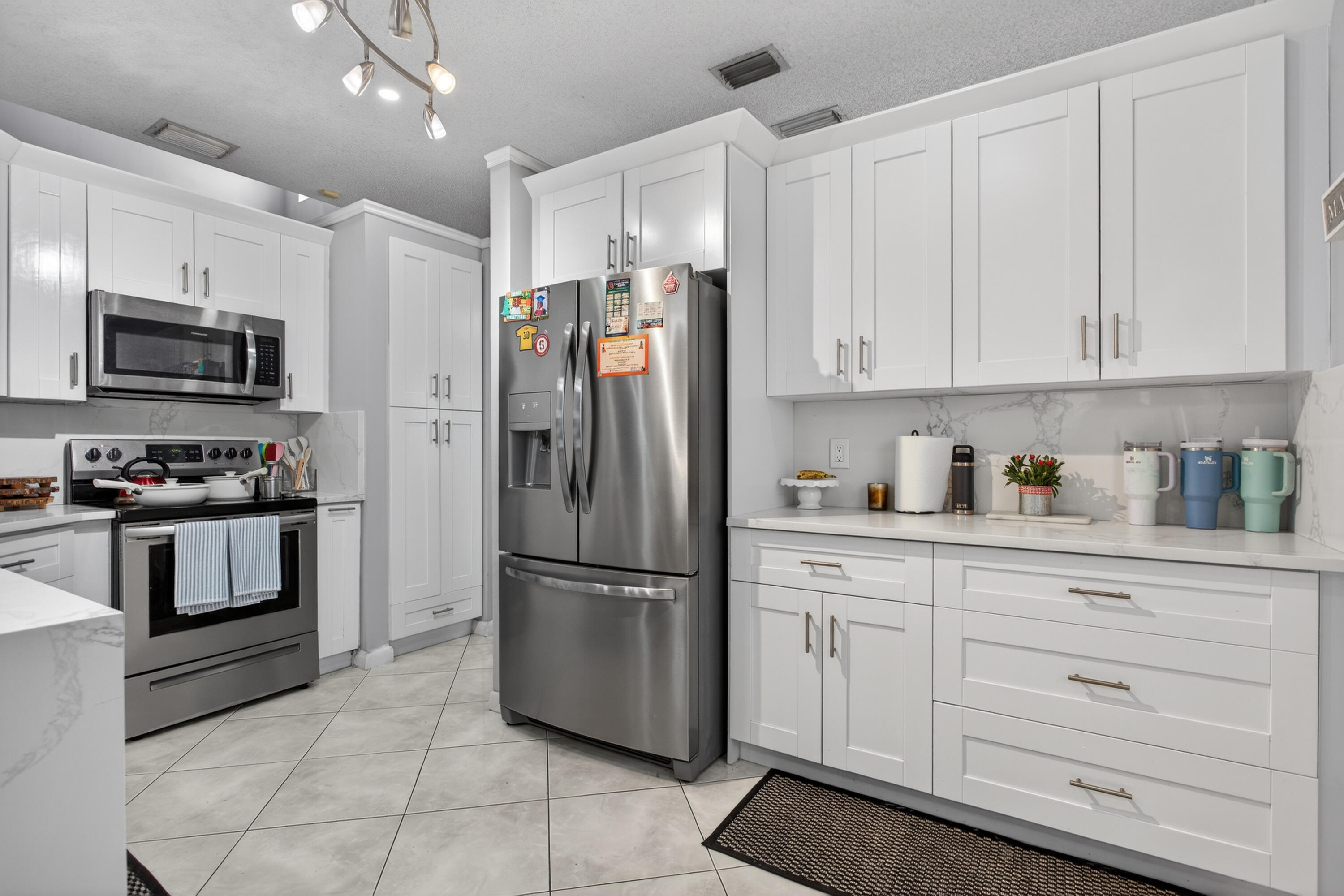 COCOBAY - Residential