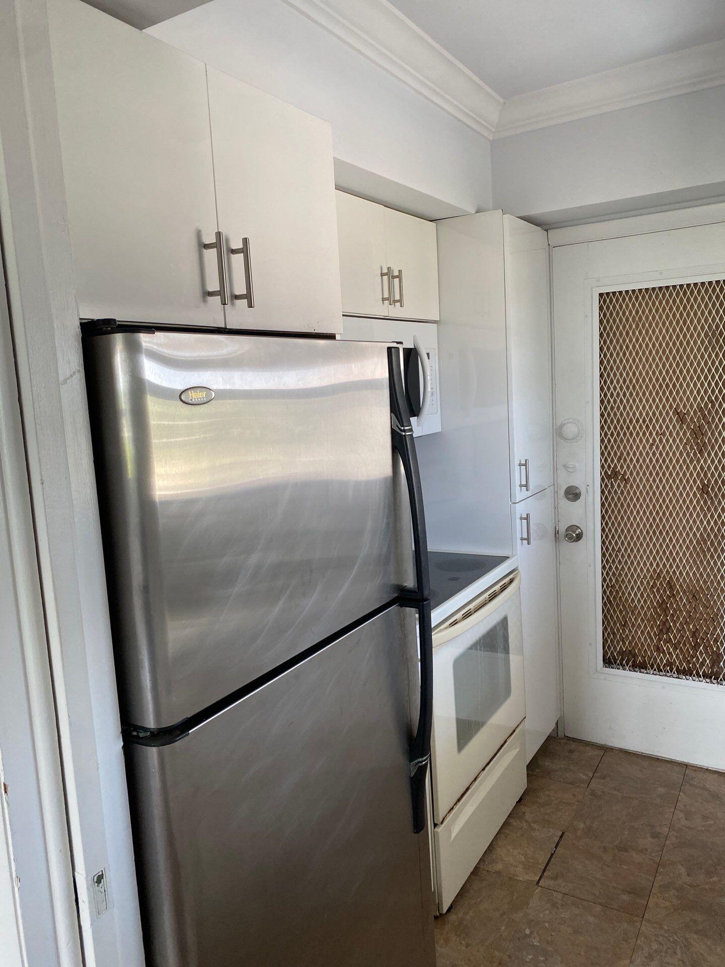 1450 E SAMPLE Road 302