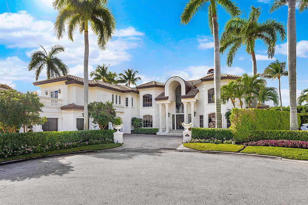 ROYAL PALM YACHT & COUNTRY CLUB - Residential